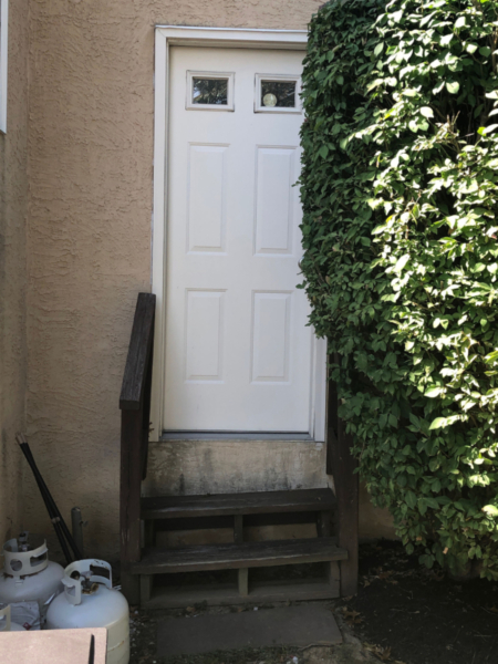 Exterior-Garage-Steps-Before