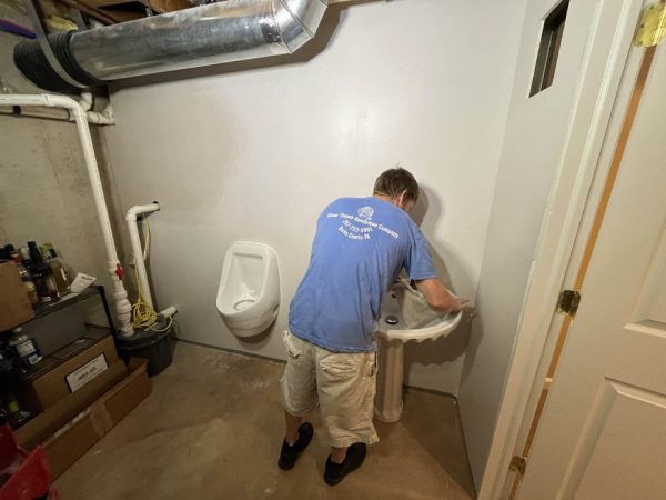 Newtown-mancavewaterlessurinal-pro3-2